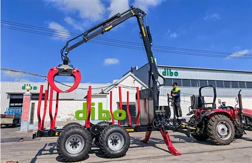 How to Choose the Configuration for a Log Grapple Trailer
